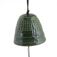 campana-del-vento-in-ghisa-dal-giappone-iwachu-tempio-verde