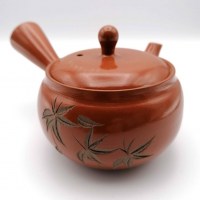 teiera-giapponese-tokoname-kyusu-sasanoha-foglie-rosse-e-bambu